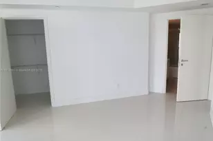 1300 Brickell Bay Dr, Miami, FL 33131 - Photo 6