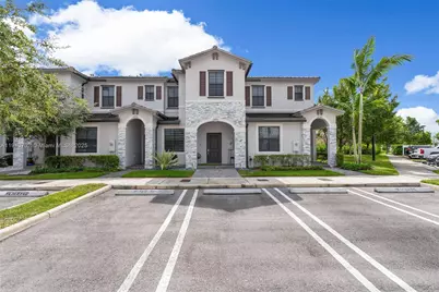 14782 SW 181st Ter, Miami, FL 33187 - Photo 2