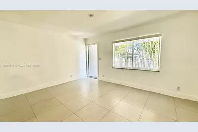 42 SW 14th St #103, Dania Beach, FL 33004 - Photo 8