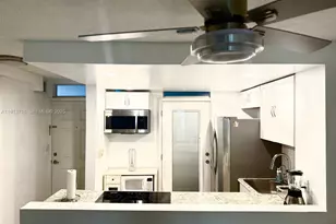 1045 10th St, Miami Beach, FL 33139 - Photo 8