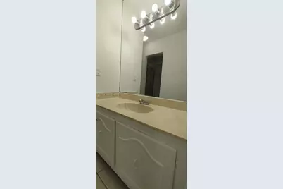 2935 NE 163rd St #4Q, North Miami Beach, FL 33160 - Photo 4