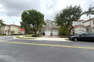10802 NW 84th Ln, Doral, FL 33178 - Photo 40