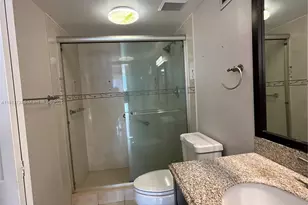 600 NE 36th St, Miami, FL 33137 - Photo 22