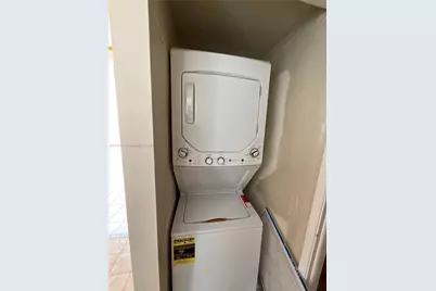 600 NE 36th St #817, Miami, FL 33137 - Photo 12