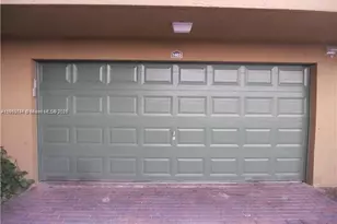 2945 NE 185th St, Aventura, FL 33180 - Photo 8