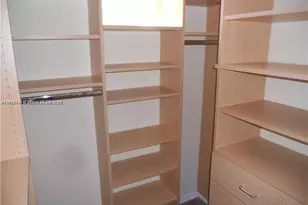 2945 NE 185th St, Aventura, FL 33180 - Photo 6