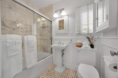4484 Royal Palm Ave, Miami Beach, FL 33140 - Photo 28