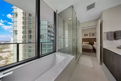 480 NE 31st St #2807, Miami, FL 33137 - Photo 16