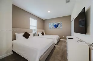 525 Ocean Course Ave, Other City - In The State Of Florida, FL 33896 - Photo 10