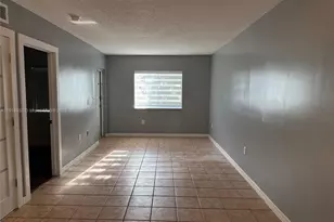 930 NE 34th Ave, Homestead, FL 33033 - Photo 6