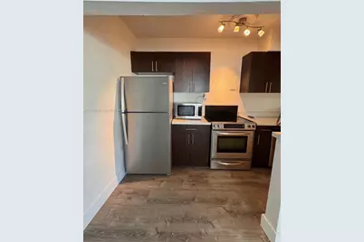 570 NE 69th St #1, Miami, FL 33138 - Photo 10