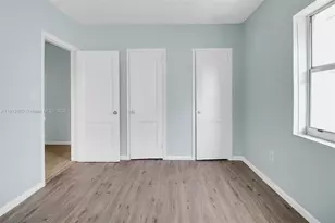 3462 SW 27th St, Miami, FL 33133 - Photo 8