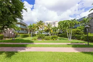 8305 SW 72nd Ave, Miami, FL 33143 - Photo 12