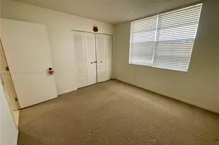 7690 NW 18th St, Margate, FL 33063 - Photo 18