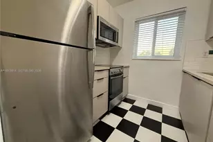 2343 NW 14th St, Miami, FL 33125 - Photo 6