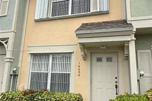 16639 Hemingway Dr, Weston, FL 33326 - Photo 2