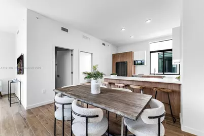 529 NE 61st St, Miami, FL 33137 - Photo 4