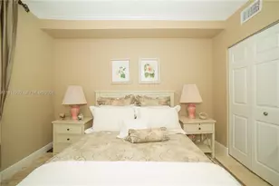 17100 N Bay Rd, Sunny Isles Beach, FL 33160 - Photo 32