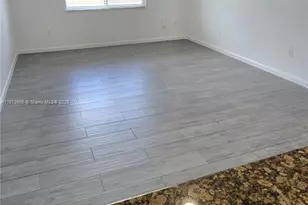 10820 SW 200th Dr, Cutler Bay, FL 33157 - Photo 4