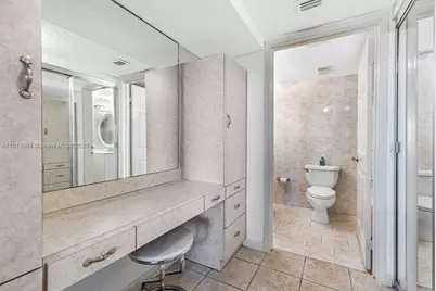 2625 Collins Ave #702, Miami Beach, FL 33140 - Photo 14