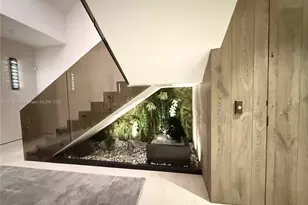 3554 W Glencoe St, Miami, FL 33133 - Photo 6