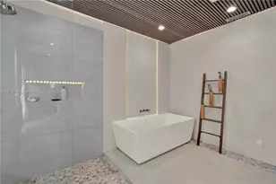 520 Bay Point Rd, Miami, FL 33137 - Photo 30