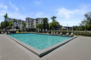 17560 Atlantic Blvd, Sunny Isles Beach, FL 33160 - Photo 2