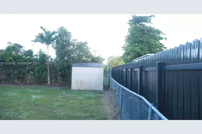 2914 SW 92nd Ct, Miami, FL 33165 - Photo 34