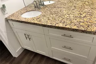 19055 NW 62nd Ave, Hialeah, FL 33015 - Photo 6