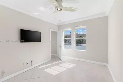 1559 Michigan Ave #303, Miami Beach, FL 33139 - Photo 10