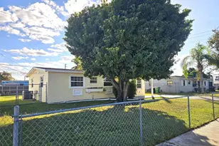 10530 SW 149th St, Miami, FL 33176 - Photo 26