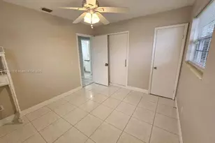 10530 SW 149th St, Miami, FL 33176 - Photo 12