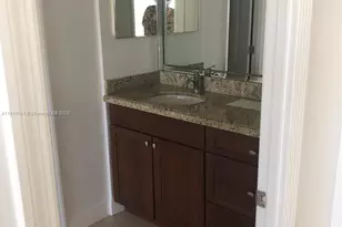3701 N Country Club Dr, Aventura, FL 33180 - Photo 10