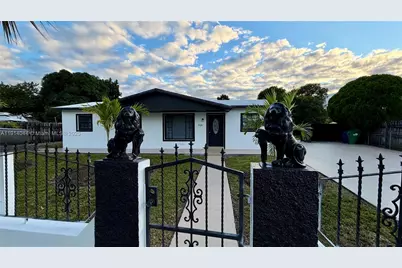 5020 NW 170th St, Miami Gardens, FL 33055 - Photo 18