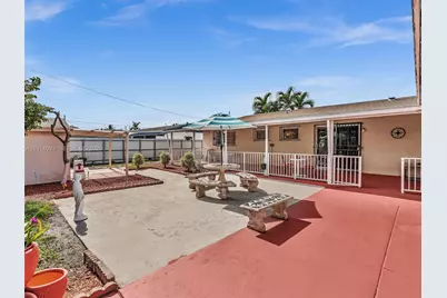 17231 NW 53rd Pl, Miami Gardens, FL 33055 - Photo 16