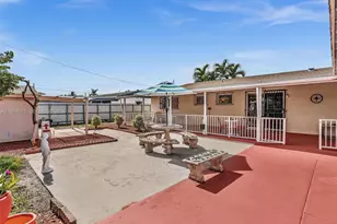 17231 NW 53rd Pl, Miami Gardens, FL 33055 - Photo 16