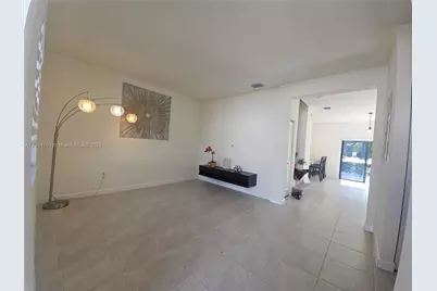 3310 W 114th Ter #., Hialeah, FL 33018 - Photo 10