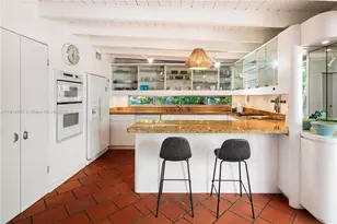 3765 Carmen Ct, Coconut Grove, FL 33133 - Photo 10