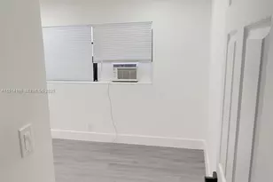 417 NW 2nd Ave, Hallandale Beach, FL 33009 - Photo 8