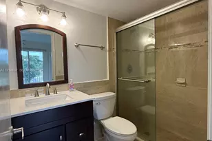 13250 SW 4th Ct, Pembroke Pines, FL 33027 - Photo 24