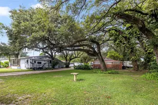 535 NW 90th St, El Portal, FL 33150 - Photo 10