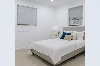 1046 Foster Rd #1, Hallandale Beach, FL 33009 - Photo 2