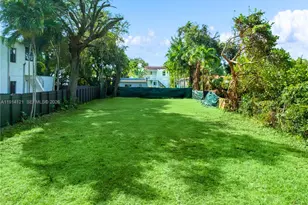 508 NE 67th St, Miami, FL 33138 - Photo 12