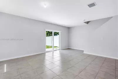 436 NW 11th Ave, Florida City, FL 33034 - Photo 6