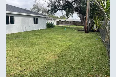 2240 NW 152 St, Miami Gardens, FL 33054 - Photo 8