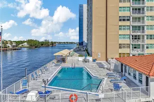 1410 S Ocean Dr, Hollywood, FL 33019 - Photo 38