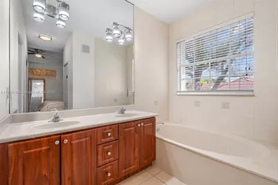 8181 SW 118th Ct, Miami, FL 33183 - Photo 24