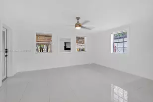 465 NW 153rd St, Miami, FL 33169 - Photo 16