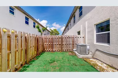 2647 SE 13th St, Homestead, FL 33035 - Photo 34