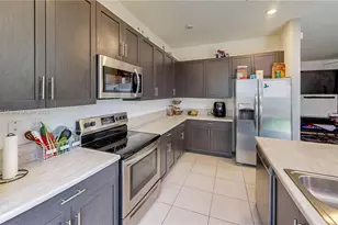 2647 SE 13th St, Homestead, FL 33035 - Photo 16